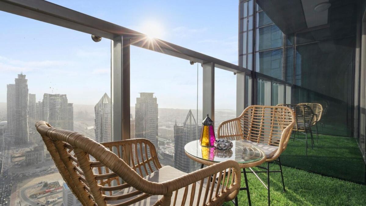 Stunning 1br High Floor With Rooftop Infinity Pool *