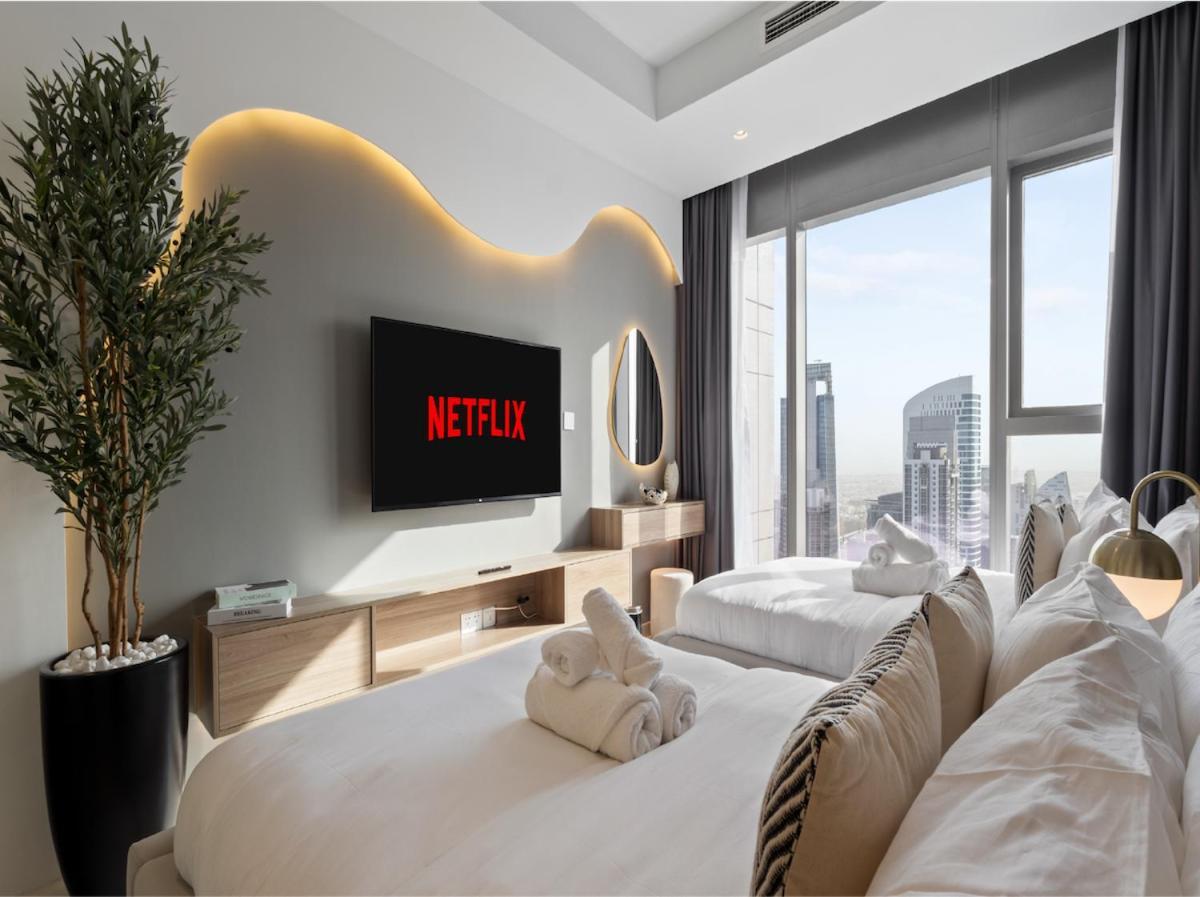 Stunning 1br High Floor With Rooftop Infinity Pool * Dubai